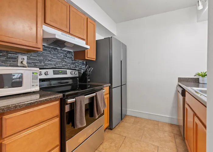 Holiday home Cozy 2br W Pool Near Old Town *
